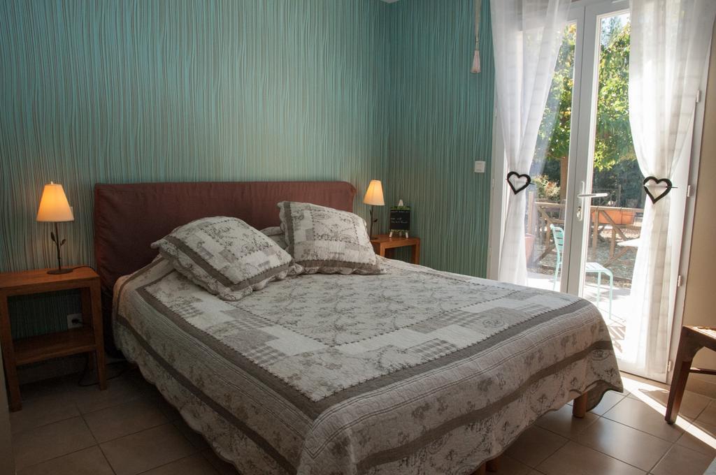 Le Mas Pinede Lorgues Ngoại thất bức ảnh